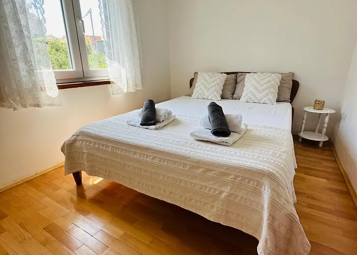Baracuda Podgora (Split-Dalmatia)