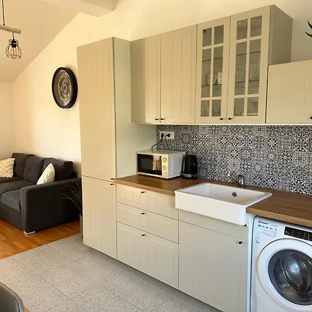 Baracuda Apartament Podgora
